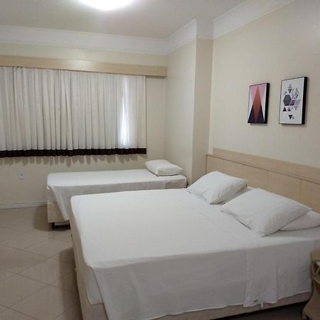 Costa Sul Stay - Quartos, Studios E Apartamentos Por Temporada No Centro De Bc Balneário Camboriú Eksteriør bilde